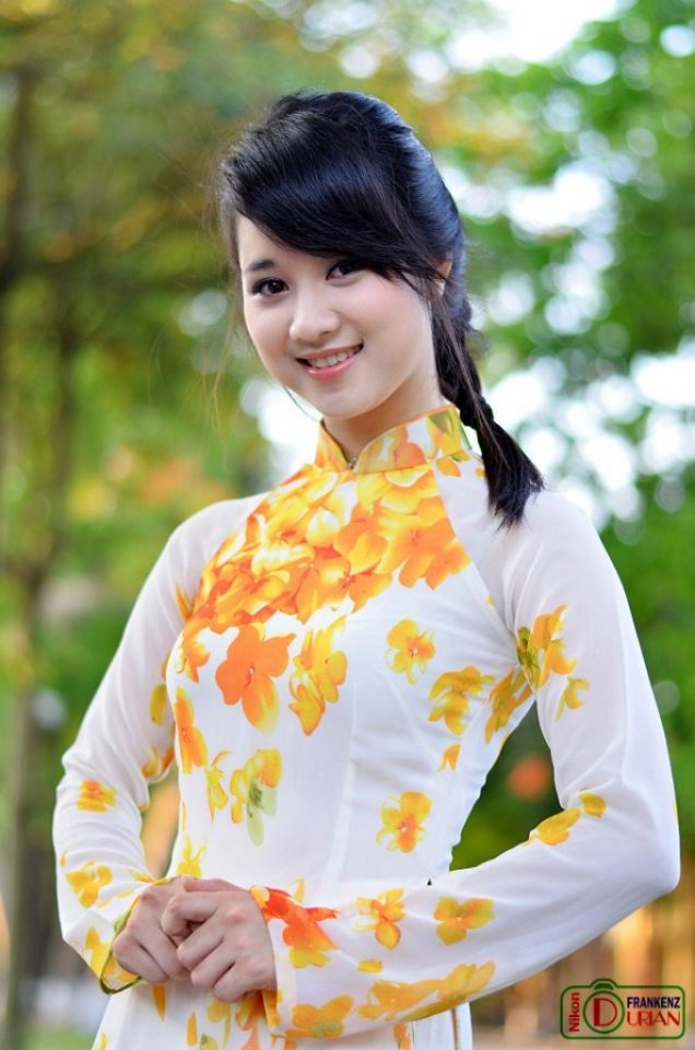 gái xinh mặc ao dài