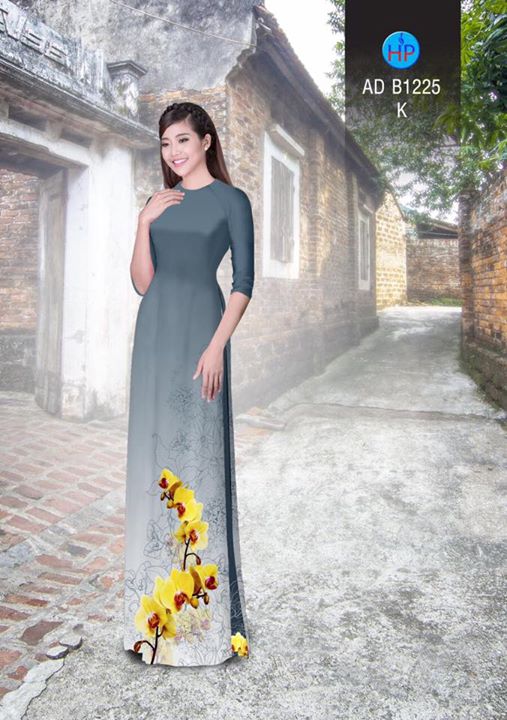 1501667518 343 vai ao dai lan ho diep vang ad