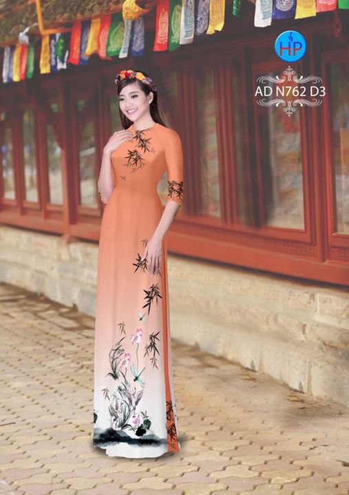 1501681195 110 vai ao dai sen truc va chuon chuon ad