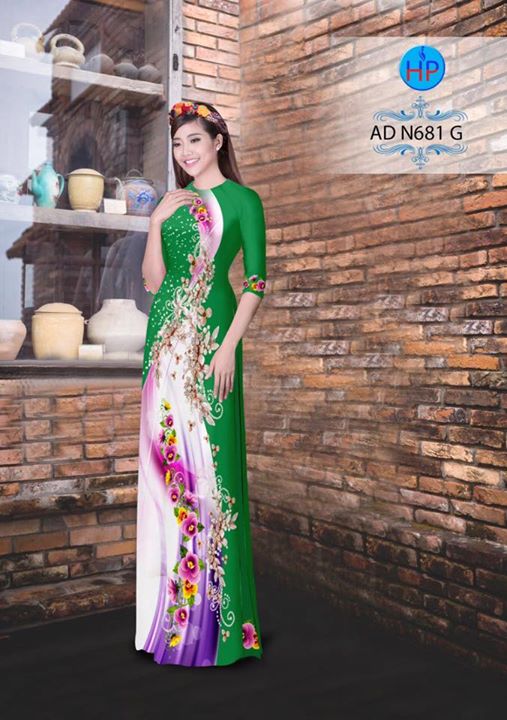 1501686369 43 vai ao dai hoa lan ad