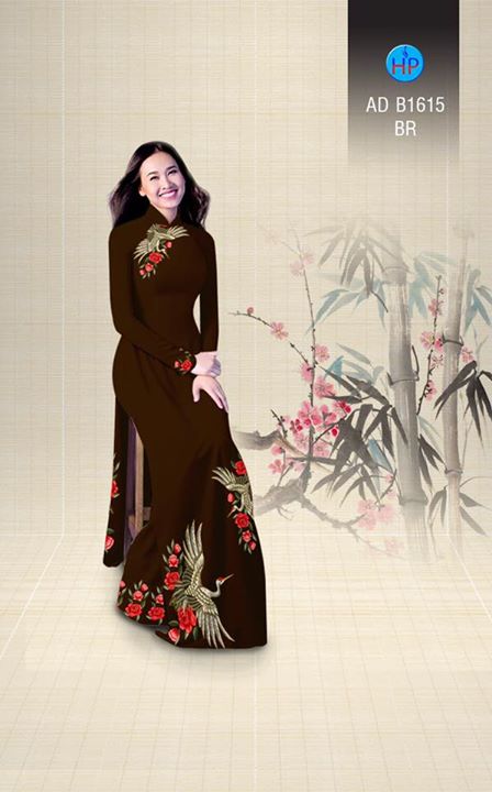 1503932367 99 vai ao dai hac va hoa hong ad