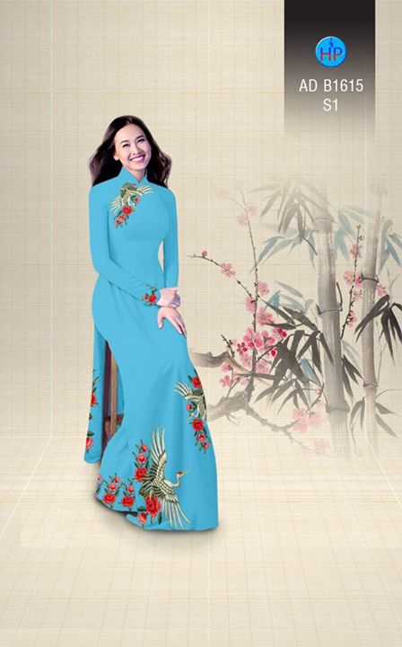 1503932370 905 vai ao dai hac va hoa hong ad