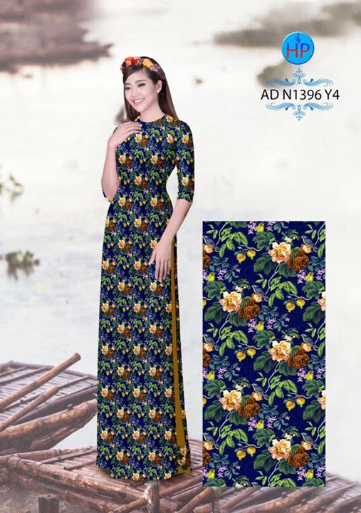 1509299460 805 vai ao dai hoa nguyen ao ad