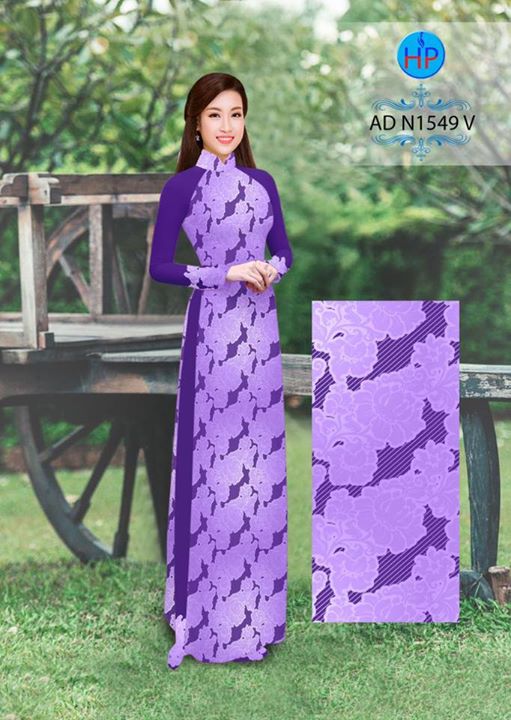 1510462755 619 vai ao dai hoa nguyen ao ad