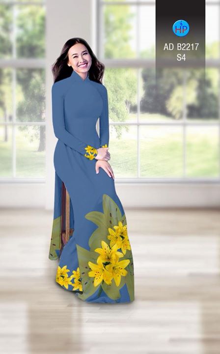 1512403836 412 vai ao dai hoa ly vang ad