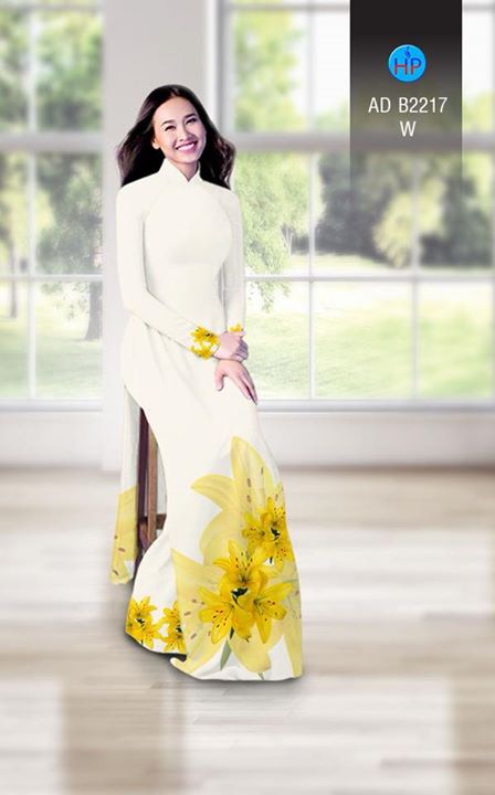 1512403837 232 vai ao dai hoa ly vang ad