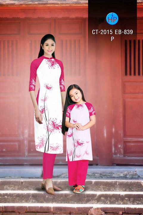 1512878568 68 vai ao dai vai cach tan me va be hoa ad