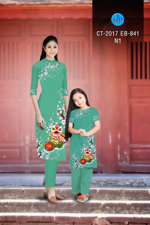 1513239766 974 vai ao dai vai cach tan me va be du xuan ad