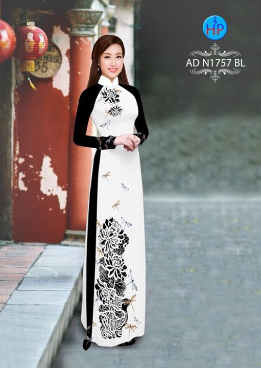 1513431652 450 vai ao dai hoa sen va chuon chuon sang va dep ad