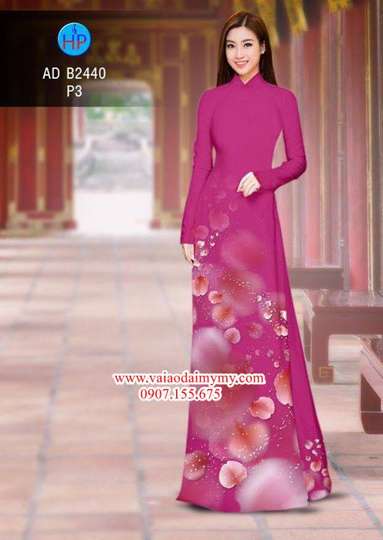 1515943393 15 vai ao dai nhung canh hoa tan bien ad