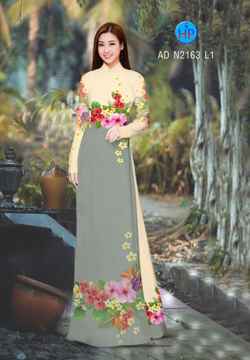 1521532423 198 vai ao dai hoa lan ad