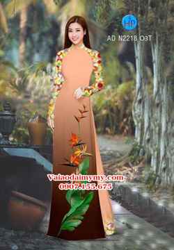 1525357066 377 vai ao dai dep sang quy phai voi hoa thien dieu ad