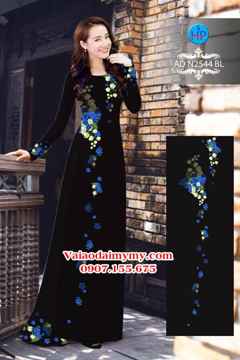 1536245972 7 vai ao dai hoa chuong ad