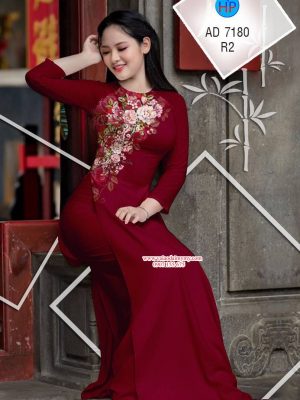 Vai Ao Dai Hoa Tren Nguc Ao (11)