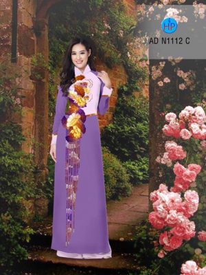 1503678702 550 vai ao dai sen ad