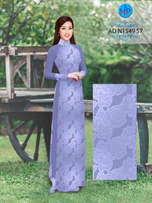 1510462753 444 vai ao dai hoa nguyen ao ad