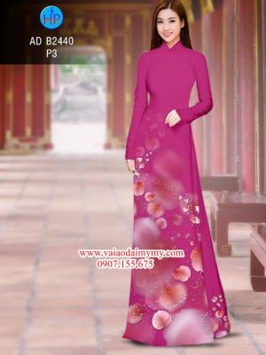 1515943393 15 vai ao dai nhung canh hoa tan bien ad