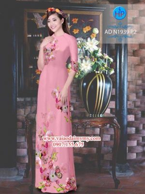 1516369719 562 vai ao dai hoa dao va buom chao mua xuan ad