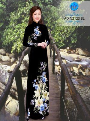 1520693335 353 vai ao dai ly trang ad