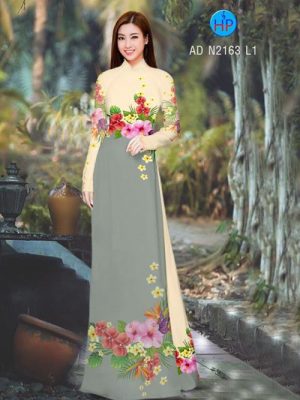 1521532423 198 vai ao dai hoa lan ad