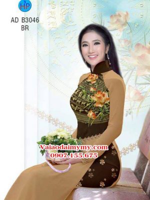 1527777347 212 vai ao dai trong dong va hoa sen ad