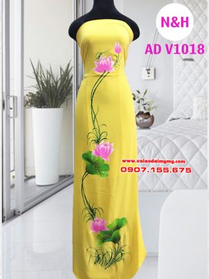 Vải áo dài hoa sen vẽ tay màu vàng AD V1018 13