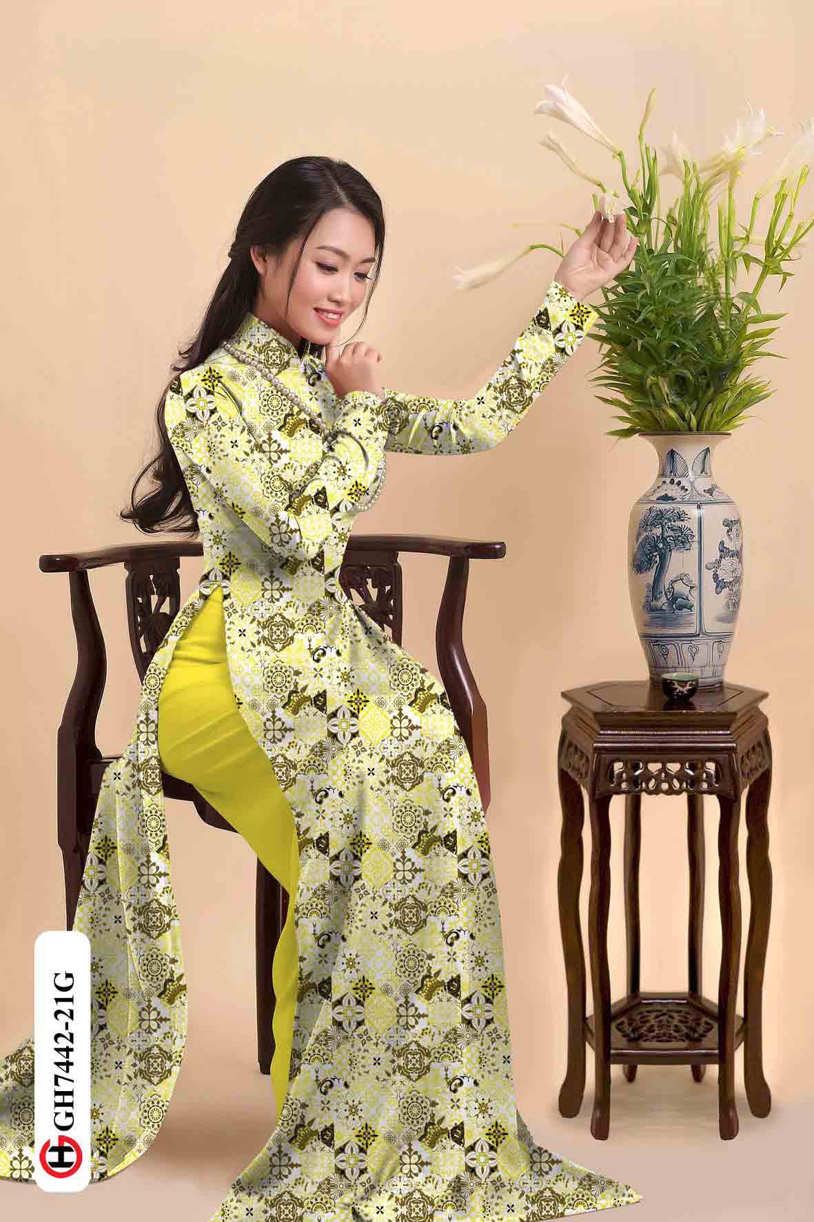 vai ao dai hoa van rat duyen dang hot 365277