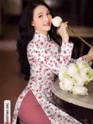 vai ao dai hoa nhi co truyen duoc chon nhieu 49057