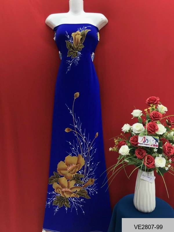 1629437652 134 vai ao dai ve hoa