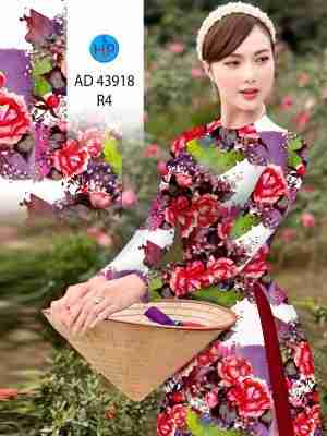 1714144113 264 vai ao dai hoa deu vua ra ad 43918