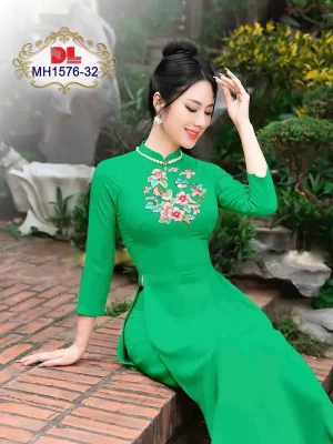 1730339288 184 vai ao dai hoa in sang trong ad mh1576