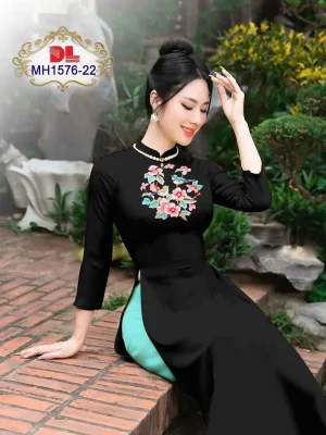 1730339290 634 vai ao dai hoa in sang trong ad mh1576