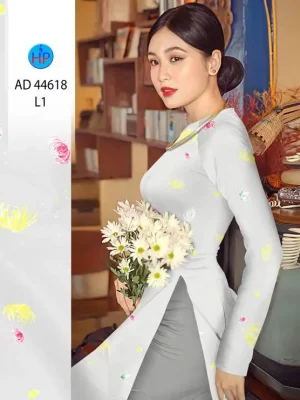 1733193210 951 vai ao dai hoa deu ad 44618