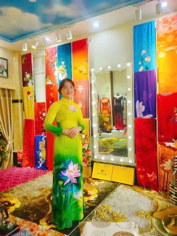 ao dai bieu dien cho nam 2025 4