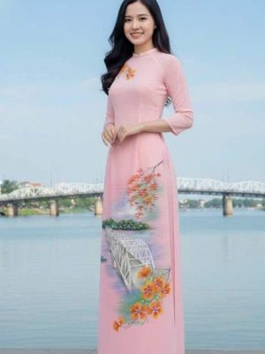1760066719 86 vai ao dai ve tay hoa phuong va cau trang