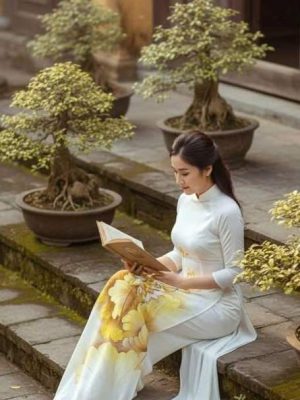 1760922247 572 vai ao dai ve tay hoa sen ad v51517