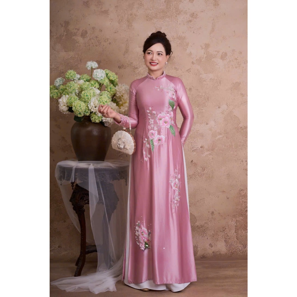 Áo dài trung niên cho mẹ ngồi sui , vải lụa Ruby bóng mịn đính đá phale cao cấp 2 image 5