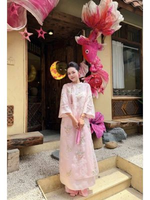 Áo Dài Cách Tân Hoa Sen Ngọc Ẩn – Thiết Kế Cách Tân Sang Trọng Trên Nền Tơ Mỏng 8 image 6 10